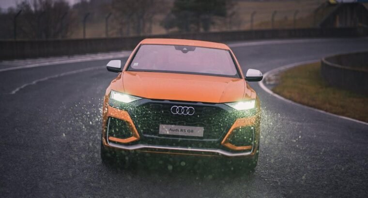 Audi Q8 – The Ultimate Luxury SUV with Spo...