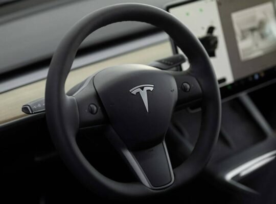 Seven myths about electric cars debunked here